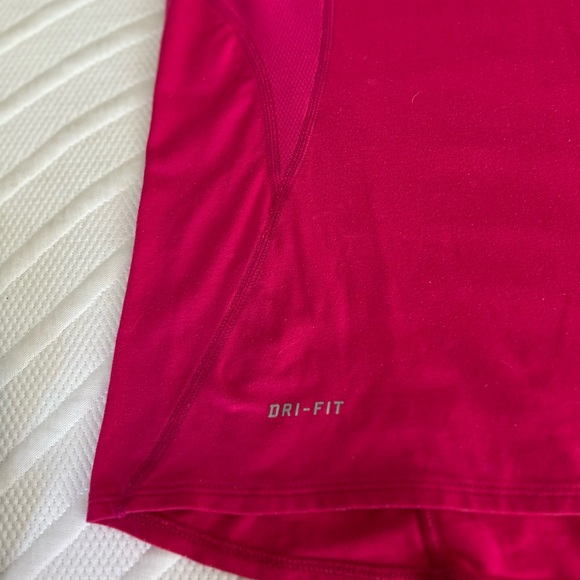 Nike Dri Fit Pink Long Sleeve Athletic Top - Picture 8 of 8